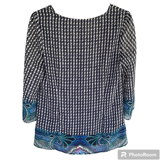 Isaac Mizrahi Women’s Buttoned Down Ruffle Accent Blouse szXS - Picture 3 of 11